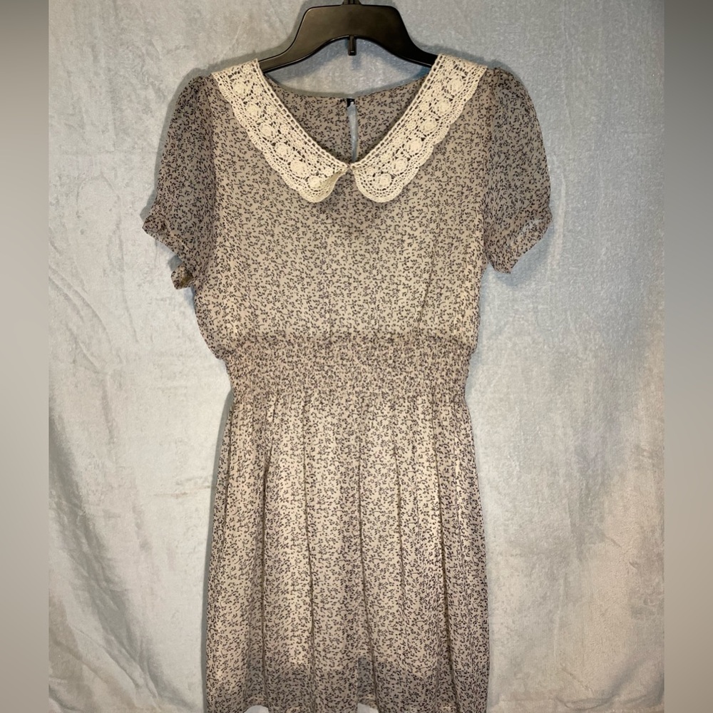 Women’s dress